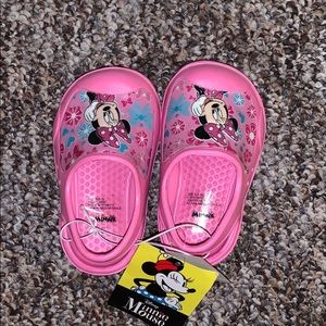 Minnie mouse style crocs size 5/6